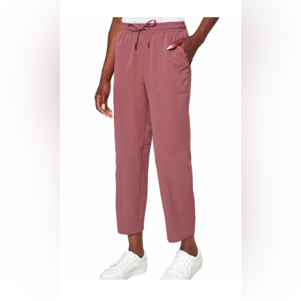 Mondetta Women's Dusty Rose Cropped Pants